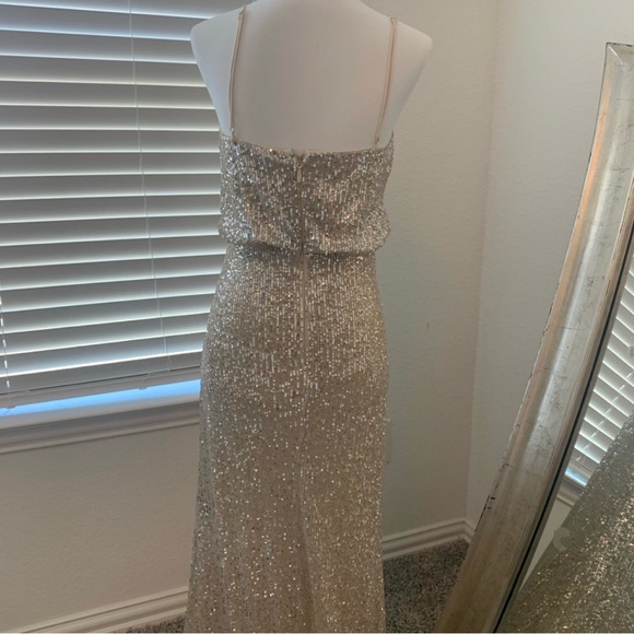Lulu’s Sequin Maxi Dress - Picture 3 of 4